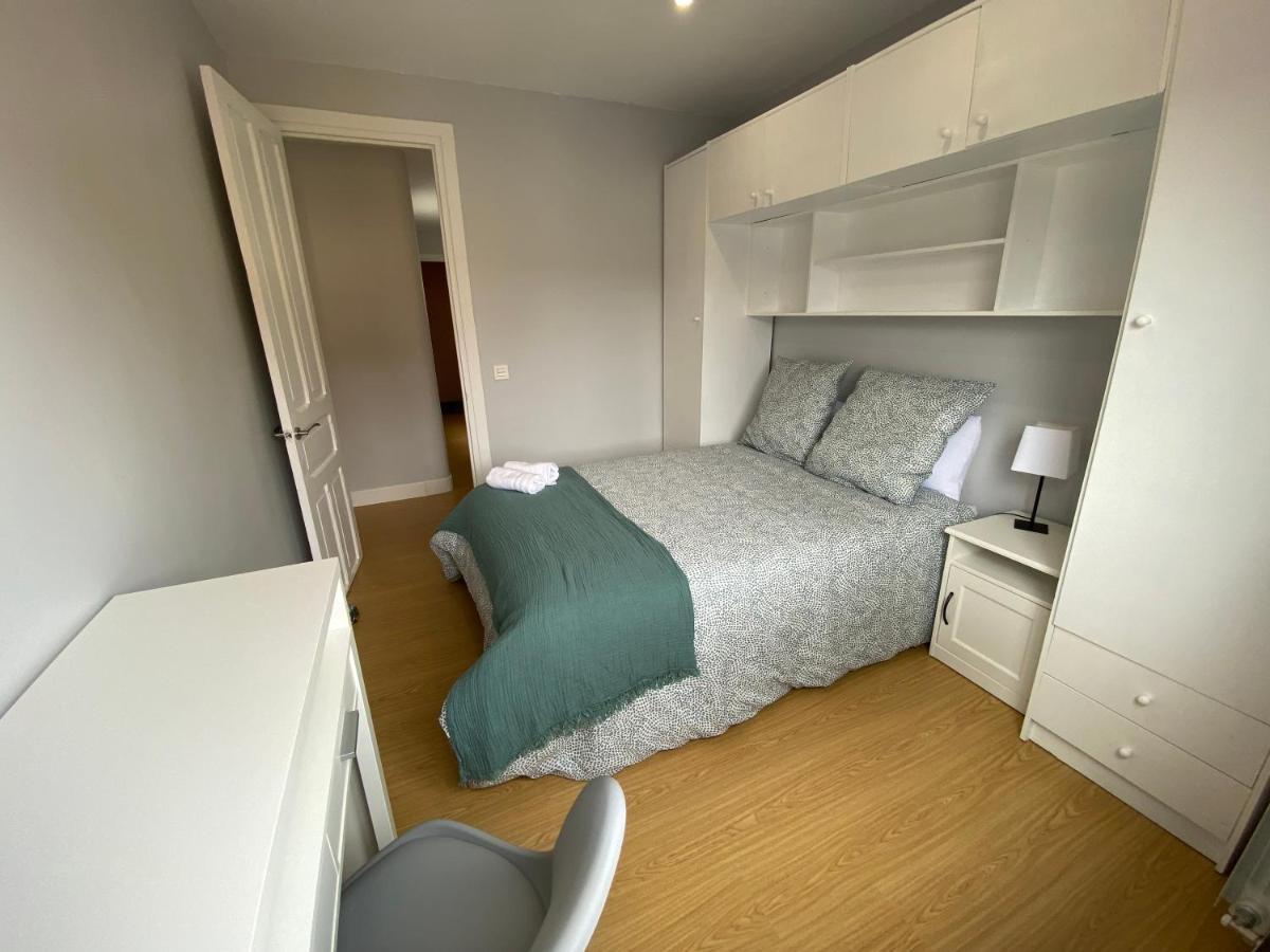 Beautiful Apartment Ondarreta Beach San Sebastián Exteriör bild