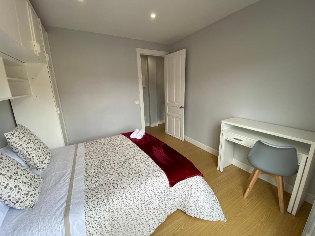 Beautiful Apartment Ondarreta Beach San Sebastián Exteriör bild