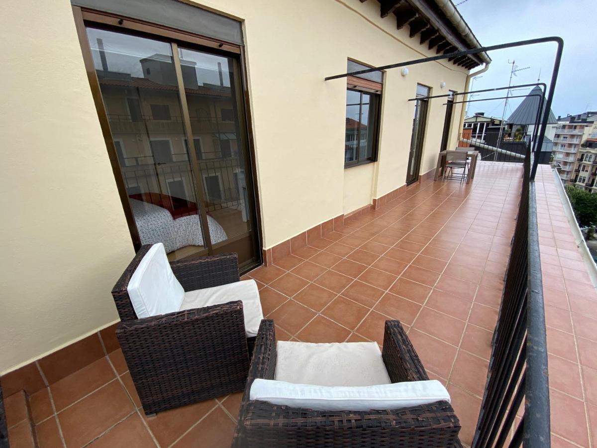 Beautiful Apartment Ondarreta Beach San Sebastián Exteriör bild