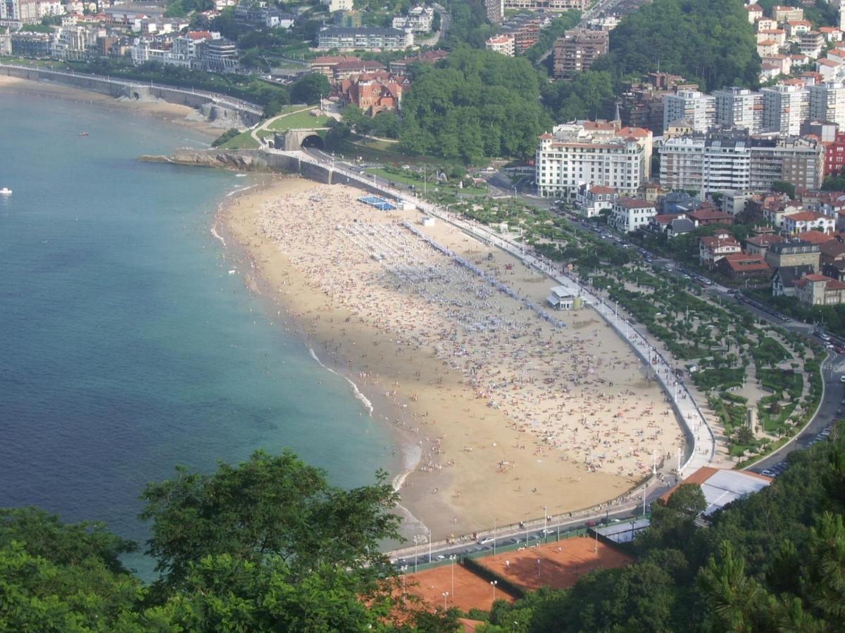 Beautiful Apartment Ondarreta Beach San Sebastián Exteriör bild